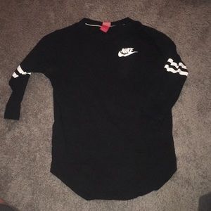 nike varsity 3/4 sleeve top